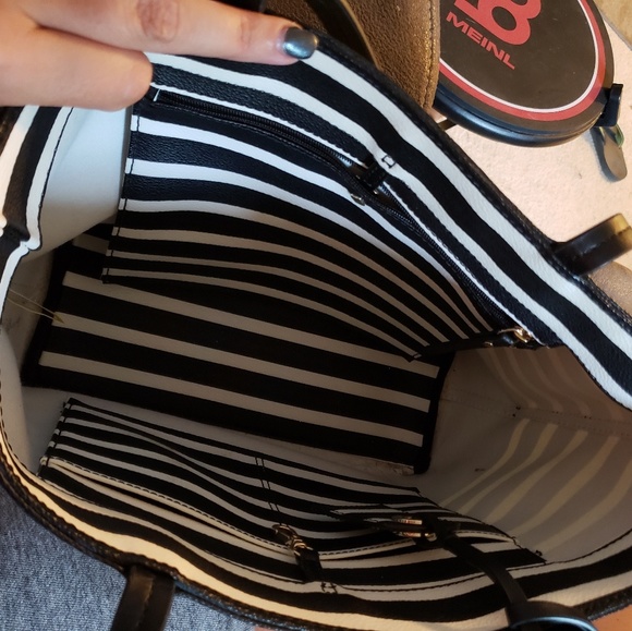 Kate Spade Purse - Picture 2 of 3